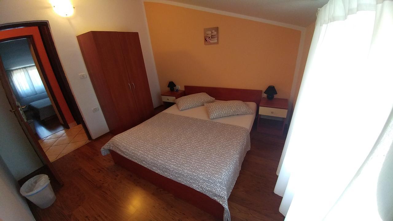 Guest House Ilic Loborika Exterior foto